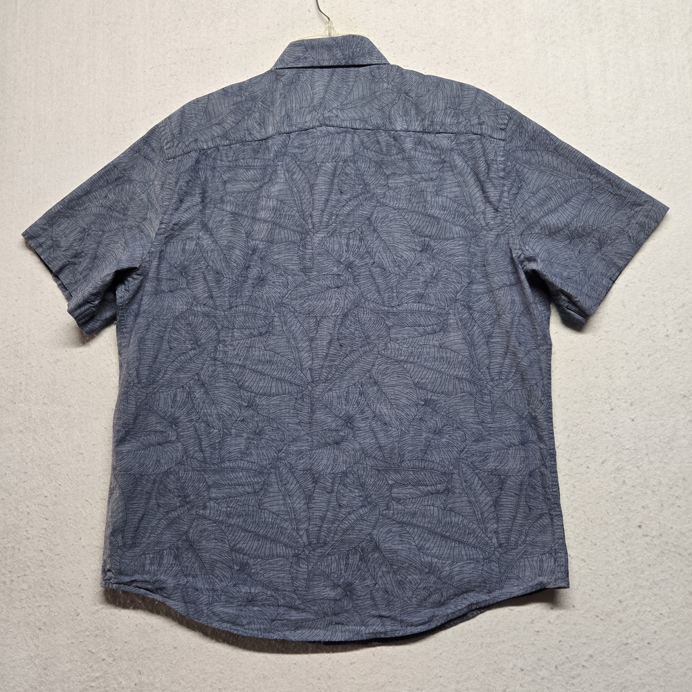 UNTUCKit Gray Patterned Casual Button Down Shirt - image 5